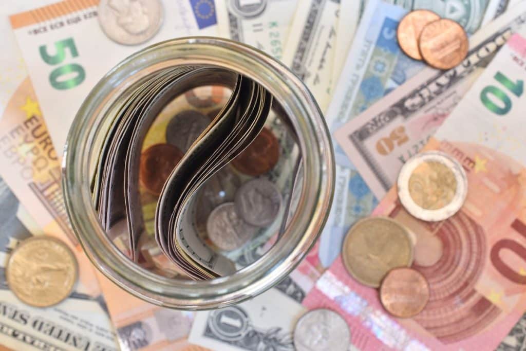 Geldanlage in Österreich - Tipps zum Weltspartag