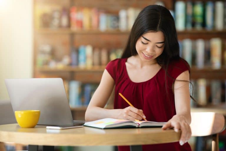 Buch schreiben und veröffentlichen